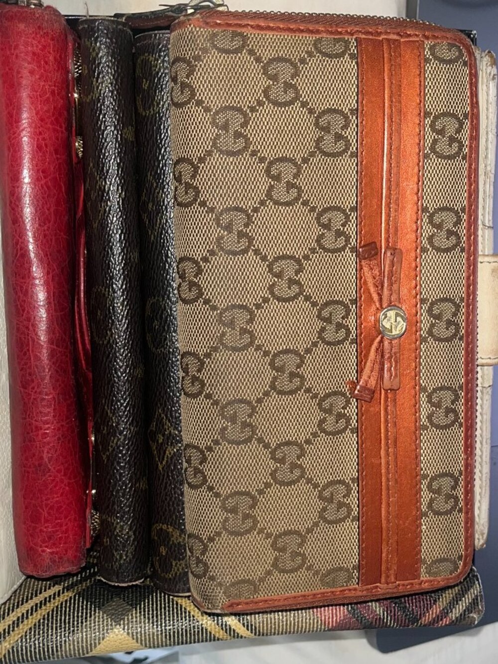 AUTHENTIC vintage WALLET BUNDLE! GUCCI,LOUIS VUITTON, Vivienne Westwood, - Picture 2 of 10